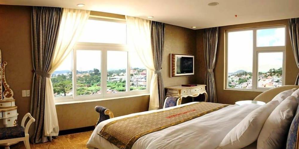 Dragon King Hotel Da Lat Exterior photo