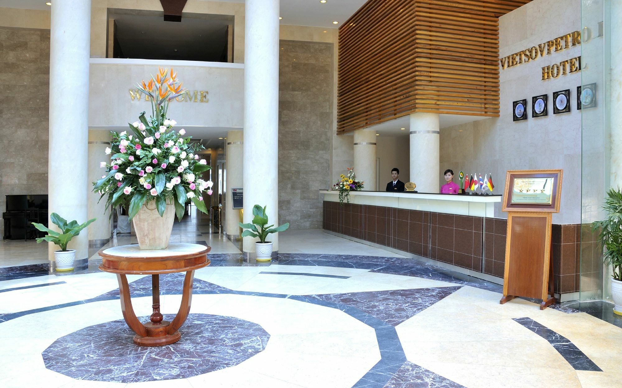 Dragon King Hotel Da Lat Exterior photo